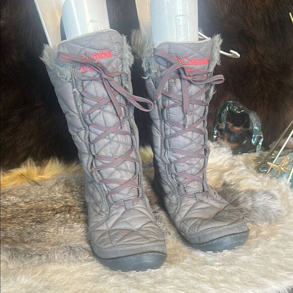 Columbia Women's Quilted Gray Winter Boots 8.5 (5225C) - Picture 1 of 6